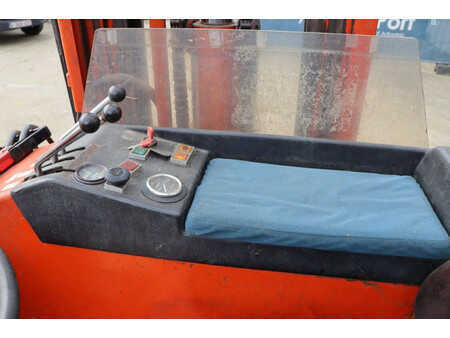 Retráctil 1979  BT BTRT 1350/9 (17)