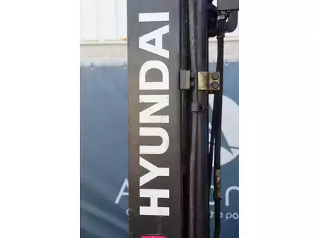 Elektro 4 Rad 2011  Hyundai 20B-7 (15)