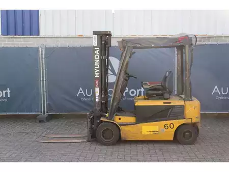 Elektro 4 Rad 2011  Hyundai 20B-7 (2)