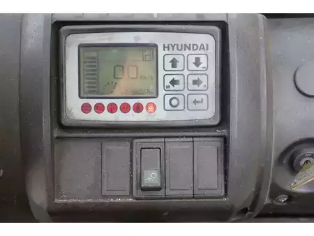 Elektro 4 Rad 2011  Hyundai 20B-7 (26)