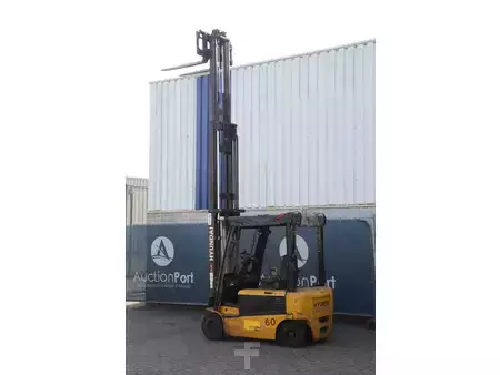 Elektro 4 Rad 2011  Hyundai 20B-7 (30)