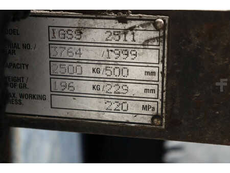 Diesel heftrucks 1999  Yale GDP25RF (12)