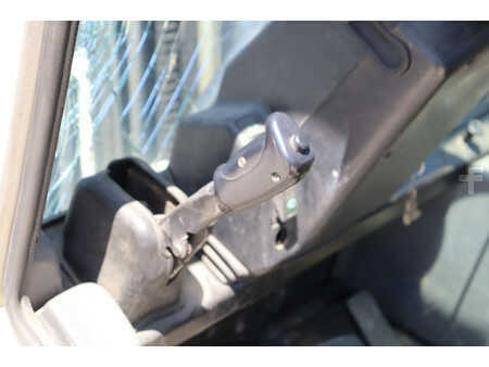 Diesel heftrucks 1999  Yale GDP25RF (28)