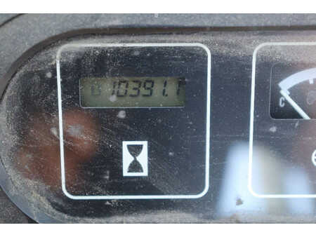 Diesel heftrucks 1999  Yale GDP25RF (32)