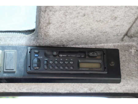 Diesel heftrucks 1999  Yale GDP25RF (34)