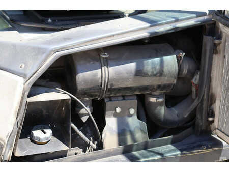 Diesel heftrucks 1999  Yale GDP25RF (36)