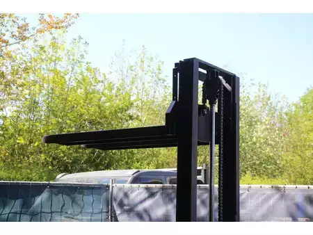 Stacker pedestre 2023  Toyota SWE200D (21)