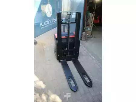Stacker pedestre 2023  Toyota SWE200D (6)