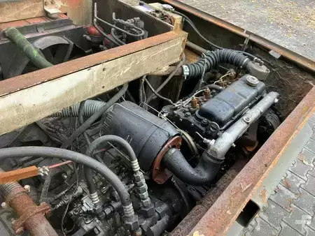 Empilhador diesel 1990  Kalmar DFQ 50/16/40 D (6)