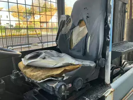 Empilhador diesel 1990  Kalmar DFQ 50/16/40 D (9)