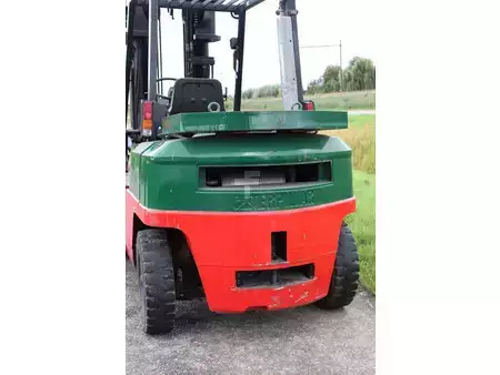 Dieselový VZV 1996  CAT Lift Trucks DP40 (14)