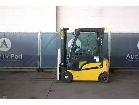 Elektro 4 Rad 2010  Yale ERP16VF (2)