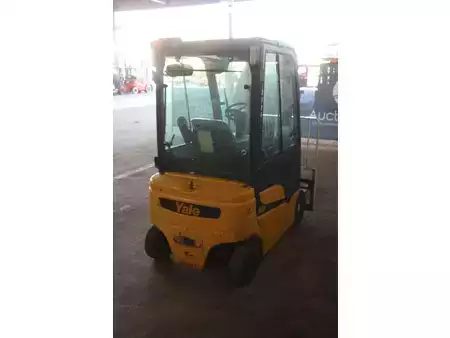 Elektro 4 Rad 2010  Yale ERP16VF (5)