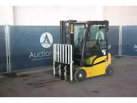 Elektro 4 Rad 2010  Yale ERP16VF (8)