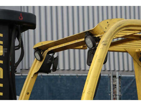 Carrelli elettrici 4 ruote 2017  Hyster J3.0XN (13)