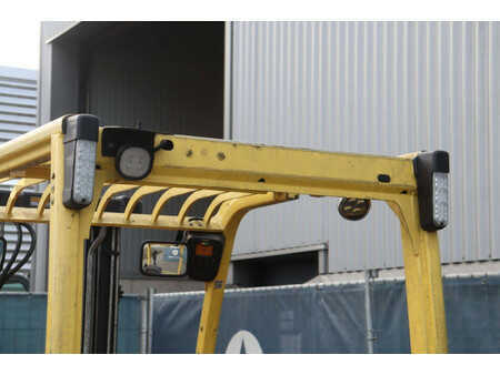 Carrelli elettrici 4 ruote 2017  Hyster J3.0XN (16)