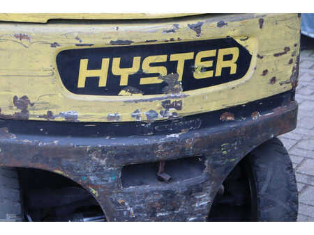 Carrelli elettrici 4 ruote 2017  Hyster J3.0XN (18)