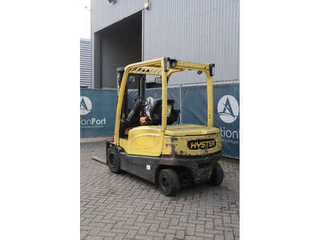 Carrelli elettrici 4 ruote 2017  Hyster J3.0XN (4)