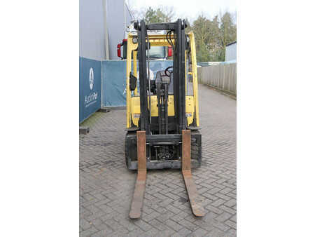 Carrelli elettrici 4 ruote 2017  Hyster J3.0XN (8)