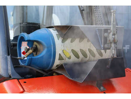 Nestekaasutrukki 2008  Linde H35T (17)