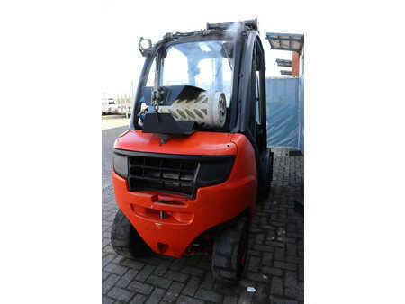 Nestekaasutrukki 2008  Linde H35T (5)
