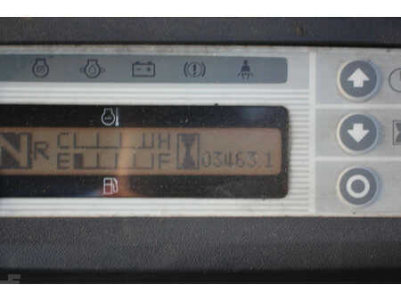 Chariots élévateurs diesel 2014  Nissan Y1D2A25Q (27)