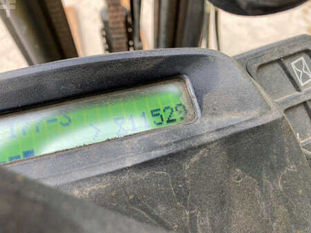 Carrelli elevatori GPL 2011  Hyster H1.6FT (13)