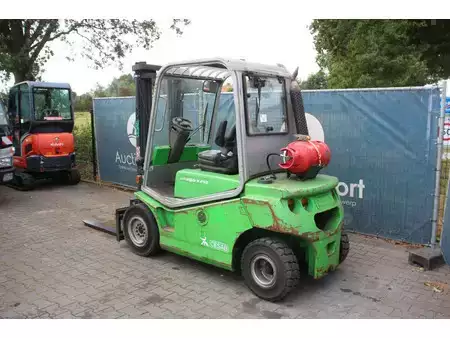 Gasoltruck - Cesab Drago H250 (3)