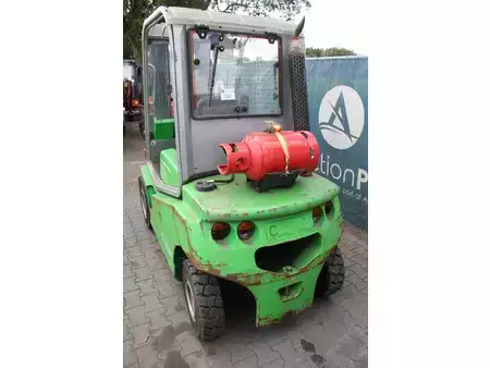 Gasoltruck - Cesab Drago H250 (4)