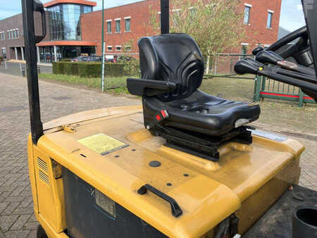 Elektrisk- 4 hjul 2009  CAT Lift Trucks EP30K (17)