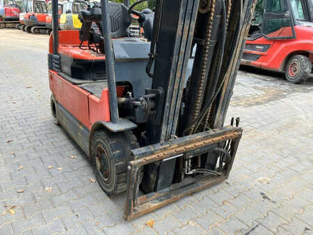 Elektro čtyřkolový VZV 2009  Toyota 7FBMF30 (6)