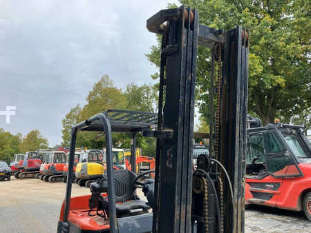 Elektro čtyřkolový VZV 2009  Toyota 7FBMF30 (7)