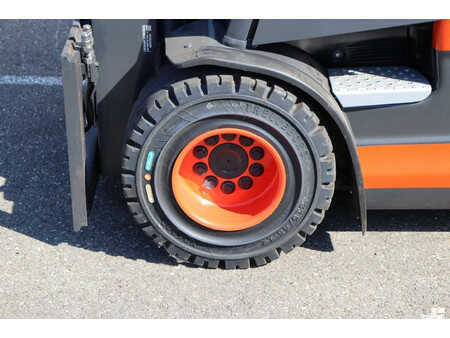 El Truck - 4-hjul 2018  Linde E35L-01 (15)