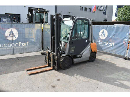 Diesel Forklifts 2012  Still RX70-30 (8) 