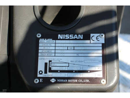 Wózki widłowe diesel 2005  Nissan FL01A15 (26)