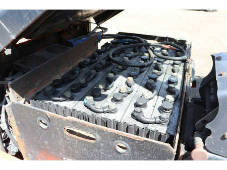 Eléctrica de 4 ruedas 2011  Doosan B15T-5 (18)