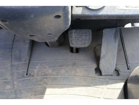 Eléctrica de 4 ruedas 2011  Doosan B15T-5 (21)