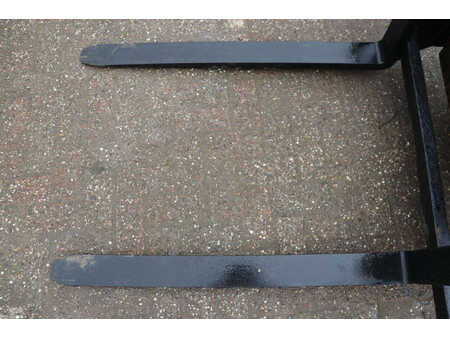 Chariots téléscopiques fixes 2007  Bobcat T3571 (11)