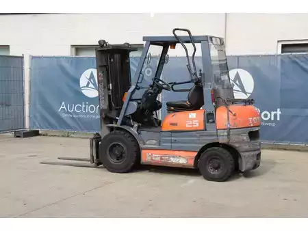 LPG VZV 1997  Toyota 42-6FGF25 (3)