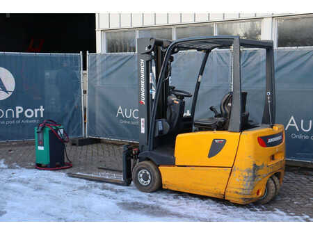 Elektryczne 4-kołowe 2003  Jungheinrich EFG-450DZ (3)