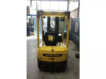 Chariots électriques à 4 roues 2013  Hyster J1.6XNT (4)