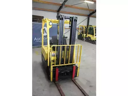 Chariots électriques à 4 roues 2013  Hyster J1.6XNT (6)