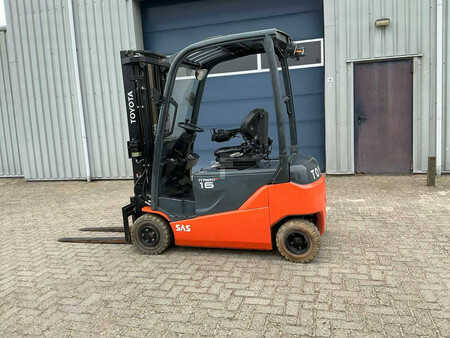 El Truck - 4-hjul 2017  Toyota 8FBM16T (12)