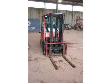 Treibgasstapler 2015  Hyster H2.5FT (6)