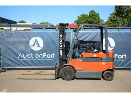 4-wiel elektrische heftrucks 2008  Toyota 7FBMF25 (2)