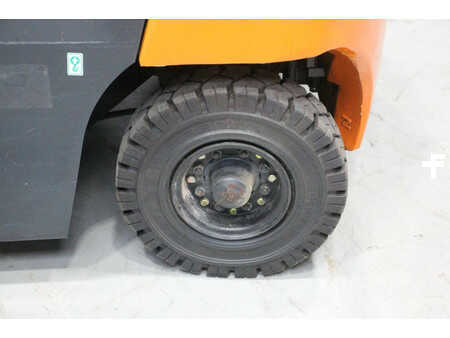 Wózki gazowe 2018  Doosan G20GP (16)