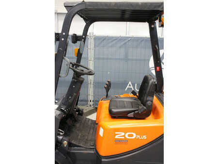 Wózki gazowe 2018  Doosan G20GP (22)