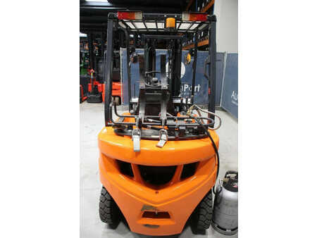 Wózki gazowe 2018  Doosan G20GP (4)