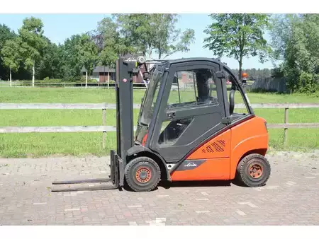 Dízel targoncák - Linde H25 (1)