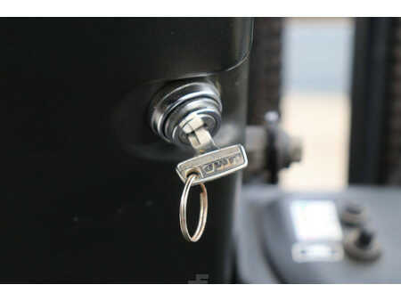 El Truck - 4-hjul 2005  TCM FTB 18-7 (24)